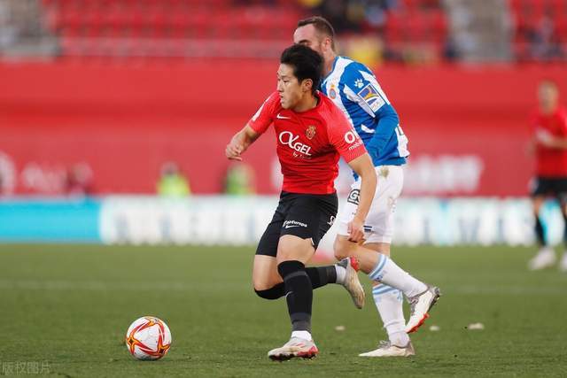 英超-皮克福德发挥神勇 阿森纳0-0闷平埃弗顿